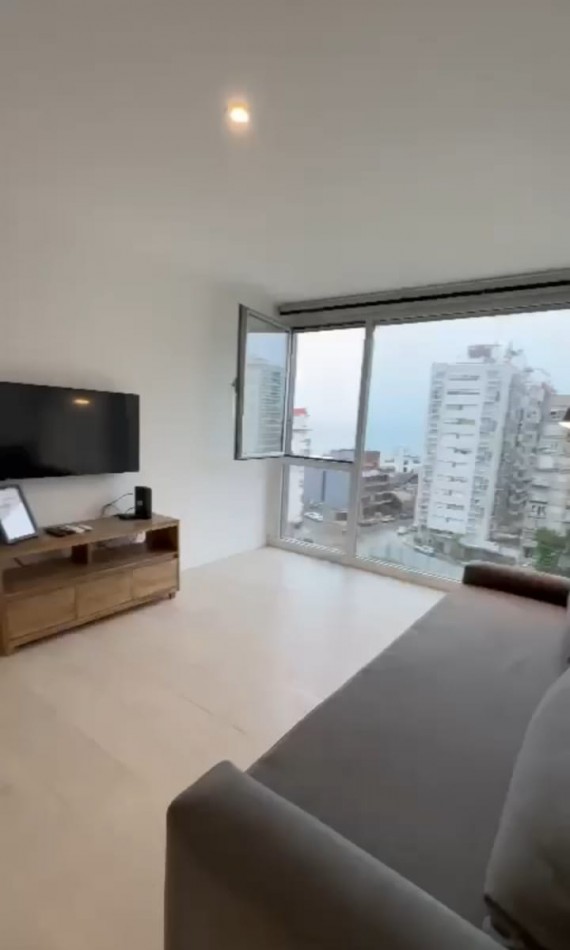 Departamento con cochera y piscina