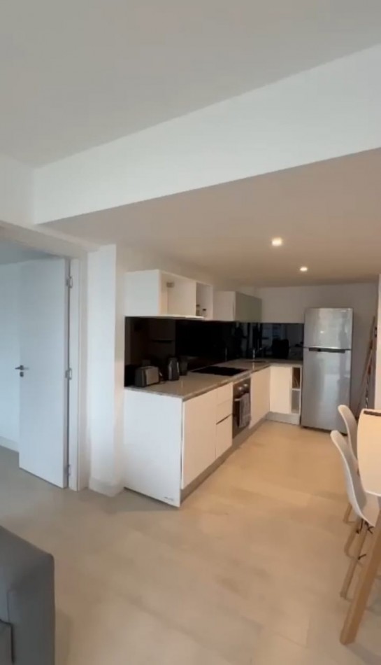 Departamento con cochera y piscina